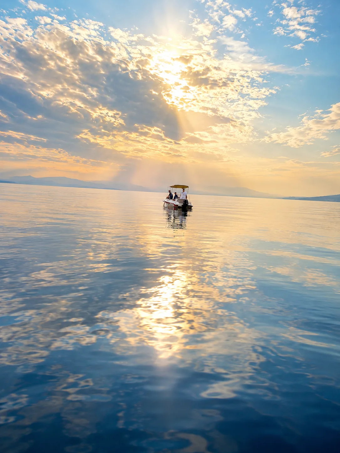 Sailing the Pagasitic Gulf
